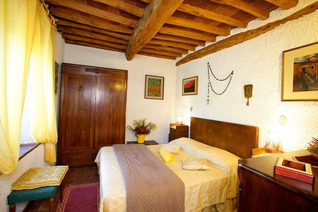 Вилла Casa Conti Di Sotto Гаворрано Экстерьер фото